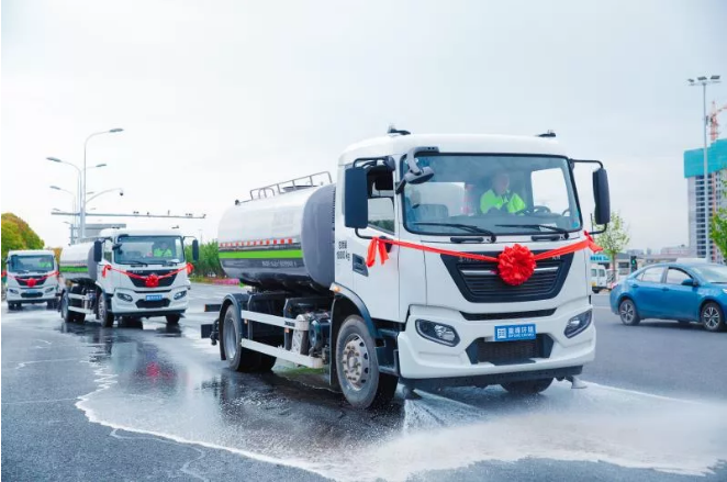 新时代中国城市美容师！USDT钱包环境新能源环卫车可减排4.5万吨污染物